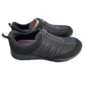 NIB Easy Spirit shoes